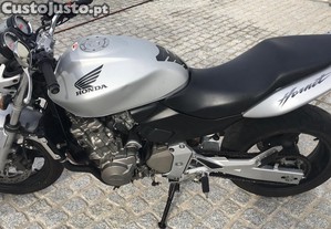 Honda Hornet 600 - 03