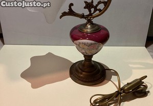 Candeeiro de mesa de estilo vintage/ retro com base em cerâmica e metal