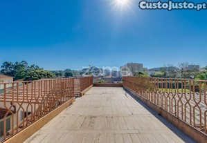 Moradia T3 De 3 Frentes Em Valbom - Gondomar -...