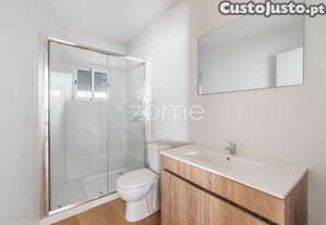 Moradia T1+1 Renovada Em Massarelos, Porto