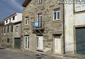 Apartamento T2 em Poiares e Canelas de 130,00 m