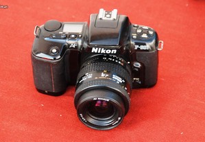 Máquina Analógica Nikon F-601