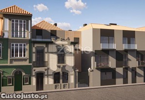 Apartamento T3 Novo Com Garagem Varandas E Sótão