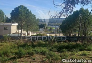 Lote de moradia