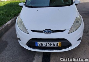 Ford Fiesta 1.2 - 10