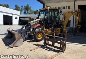 Retro escavadora Caterpillar 432D