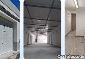 Loja / Estabelecimento Comercial em Baixa Da Banheira E Vale Da Amoreira de 337,00 m²