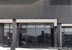 Loja Com Mezanino Para Comércio E Serviços No...