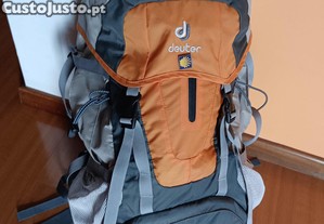 Mochila Deuter Futura Pro SL34 Laranja e Cinzenta