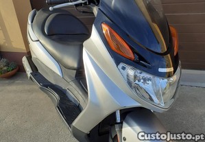 Suzuki Burgman 150 - 03