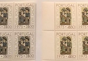 2 quadras selos campanha Povo - MFA - 1975
