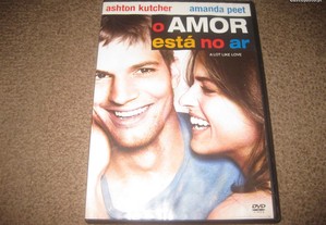 DVD "O Amor Está No Ar" com Ashton Kutcher