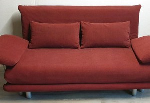 Sofá cama Design LIGNE ROSET com 3 opções de conforto: sofá/cama/chaise longue