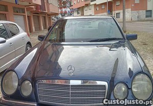Mercedes-Benz E 220 Elegance - 98