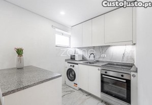 Estúdio T0 Junto À Av. Boavista Exclusivo Para...