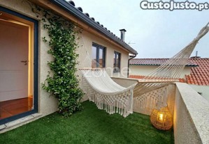 Moradia T4 Com Terraço E Vista Rio Em Lanhelas...
