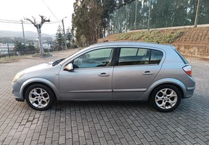 Opel Astra 1.7 CDTI Cosmos 