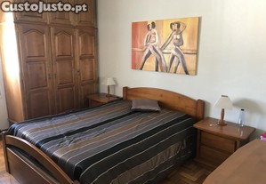 Quartos Centro De Gaia a 100 metros da avenida