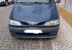 Renault Scénic 1,4