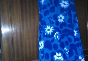vestido azul c/flores comprido c/etiqueta L