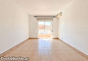 Apartamento T2 Em Silves