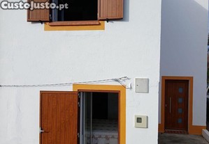 Casa / Villa T3 em Vale de Santiago de 75 m²