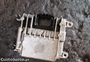centralina injeção Opel Corsa C 1.7 DTi 28353446 8982931580