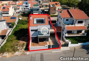 Moradia T3 com Suite, Escritrio e Garagem Dupla   Ideal para Famlias