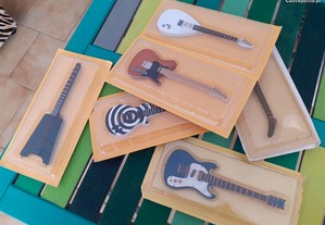 Guitarras miniaturas