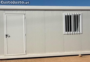 Contentor Pré-Fabricado com Casa de Banho 5.85x2.85m