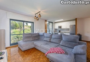 Andar Moradia T4 Triplex C/ Excelentes Acessos...