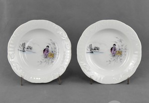 Par de pratos fundos porcelana Vista Alegre, decoração oriental