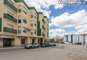 Oportunidade nica Restaurante Take Away Churrasqueira em Setbal