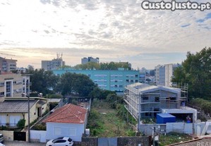 Terreno para construção T3 em Moreira de 285,00 m²