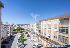 Apartamento t3 em zona central em setúbal