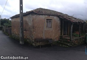Casa / Villa em Alvares de 56,00 m