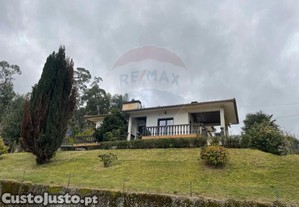 Moradia T3 Com Jardim E Terreno!