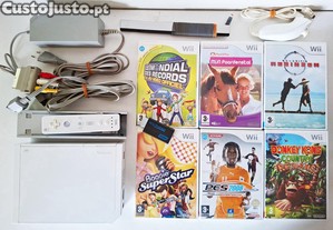 Nintendo Wii Branca 1 Modelo + 1 Comando + 6 jogos *100% Funcional*