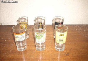 Conjunto de 6 copos de licor vintage