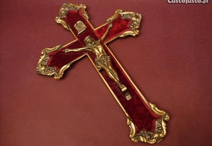 Crucifixo em Bronze