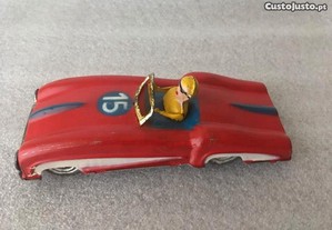 Brinquedo português de folha (design anos 60) - carro cabriolet competição