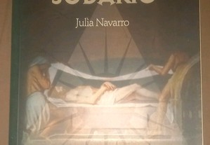 A Irmandade do Santo Sudário, de Julia Navarro.