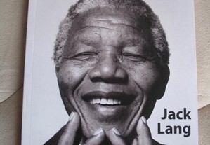 Livro novo alusivo a uma figura histórica Nelson Mandela