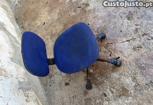 cadeira de escritório azul e preta