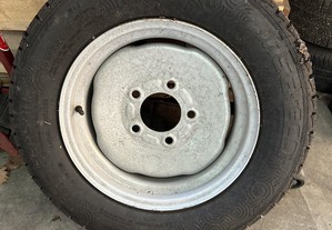 Jantes R15 com pneus 195/70 R15