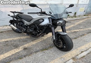 Benelli Leoncino 500