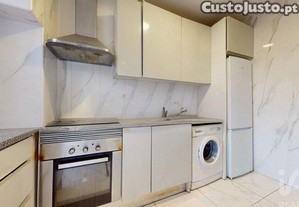 Apartamento T6 em Paranhos de 107 m²