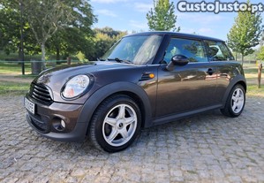 MINI One D - 11