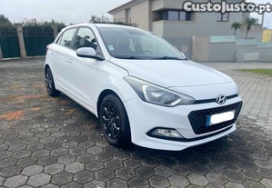 Hyundai i20 1.1 CRDI - 17