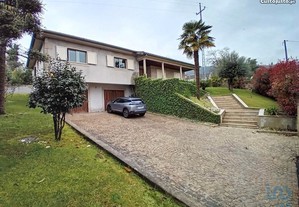Casa / Villa T4 em Braga de 411,00 m²